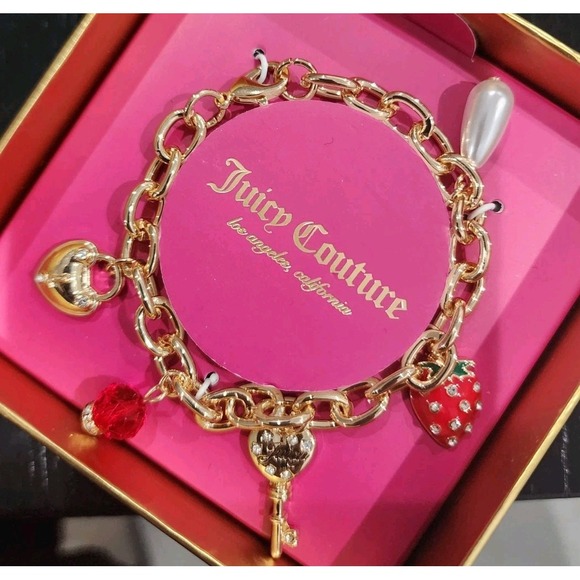 New Juicy Couture Goldtone Charm Bracelet 5 Charms Logo Y2K - Picture 3 of 3